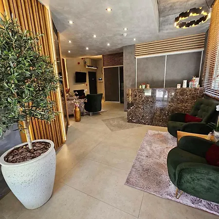 Mila 108 Apartamento