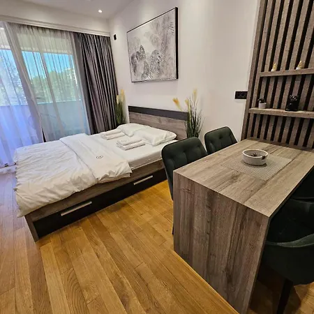 Mila 108 Apartamento