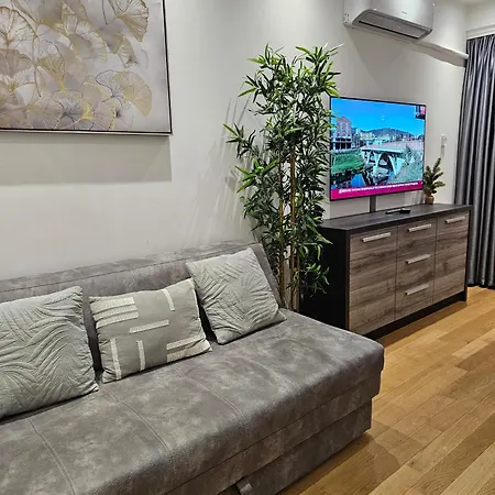 Mila 108 Apartment *